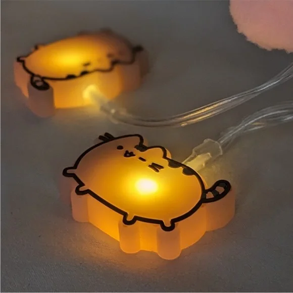 Pusheen string lights - Picture 2 of 4
